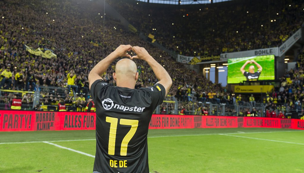"Цялото BVB за нашия Деде!": Като дете нямаше пари за билет, а после 82 хил. скандираха името му