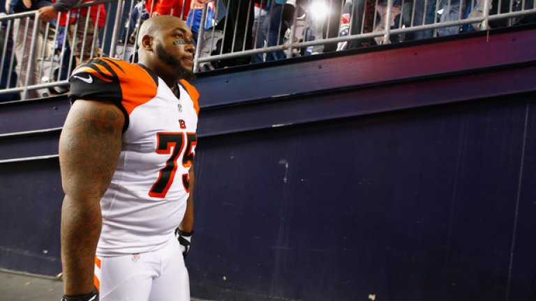 Девон Стил получи подкрепа от феновете на стадиона на Ню Инглънд Петриътс за битката, която води за болната си от рак дъщеричка