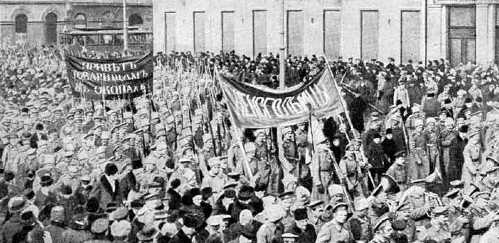 Soldiers_demonstration.February_1917