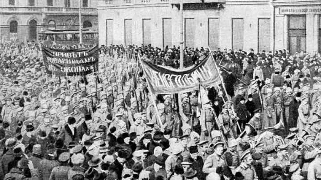 Soldiers_demonstration.February_1917