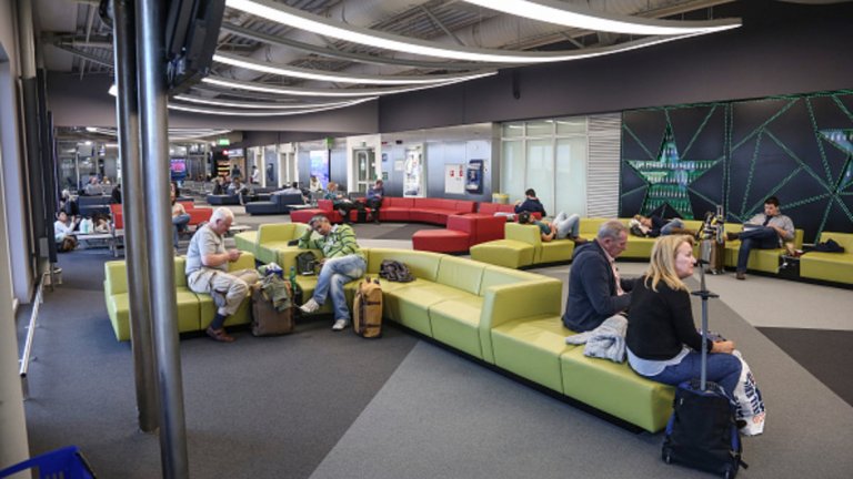 Топ 10 на най-добрите летища
2. Летище Атина, Гърция
Обща оценка: 8,69 от 10
Точност на полетите: 9,3
Качество на обслужването: 8,6
Отзиви на пасажерите: 6,4