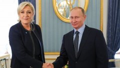 На 24 март, когато до френските избори остава само месец и тя има реален шанс за победа в надпреварата, льо Пен се срещна с руския президент Владимир Путин по време на пътуване до Москва.