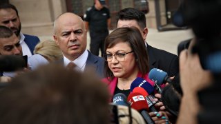 Лидерът на БСП отправи остри критики спрямо държавния глава, след като той обвини кабинета за хаос в енергетиката