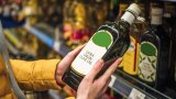 Четири съвета как да разпознаем качествения зехтин