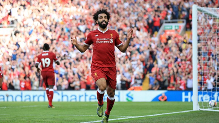 Мохамед Салах
Сещате ли се някой да се е представял в дебютния си сезон за своя клуб така, както Салах се представя в Ливърпул? 
С 36-те си гола във всички турнири той е по-резултатен от Меси и Роналдо и води в надпреварата за "Златната обувка". Египтянинът чупи рекорд след рекорд, но големият въпрос е дали може да запази подобно ниво и в следващите години. Както и дали Ливърпул ще започне да печели трофеи с него.