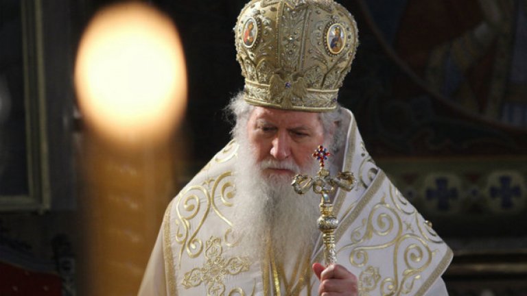 Негово Светейшество патриарх Неофит отслужи света Литургия в митрополитската катедрала "Св. Неделя" 