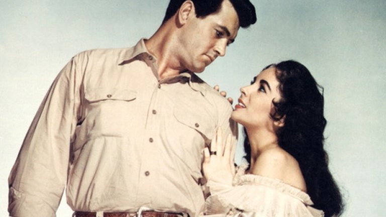 Робърт Рийд, актор  
 Типичната американска телевизионна звезда от 60-те и 70-те години на миналия век, най-вече известен с 5-годишното си участие в ситкома „The Brady Bunch“. През цялото време крие, че е хомосексуален, макар че колегите му знаят. 
 Сключва брак и има дъщеря, докато междувременно поддържа любовни връзки с мъже. Пет години по-късно се развежда.
 През ноември 1991 г. установява, че е болен от СПИН, година след това умира на 59-годишна възраст.