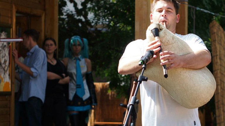 Фолклор в нови одежди