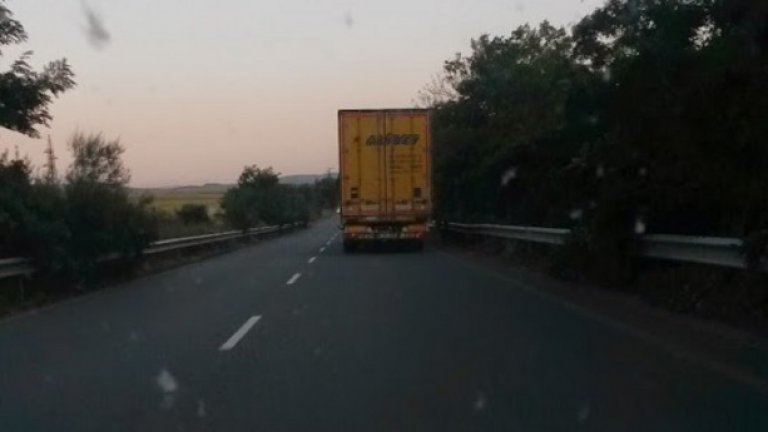 Тука има, тука няма… пътна маркировка