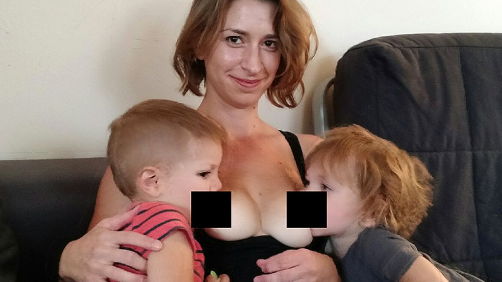 breastfeeding-woman-02-800