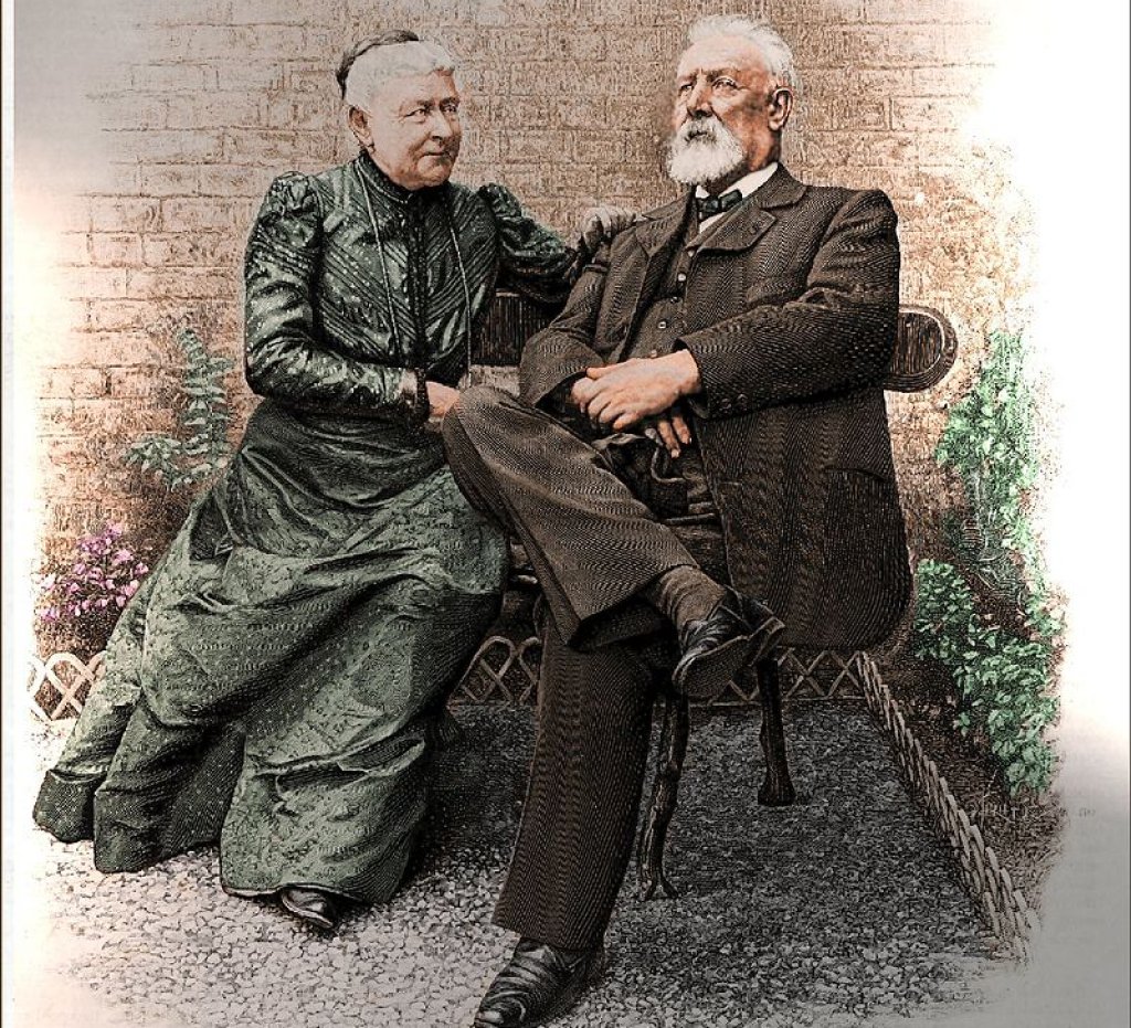 Jules_Verne_and_Mrs._Verne_ca.1900