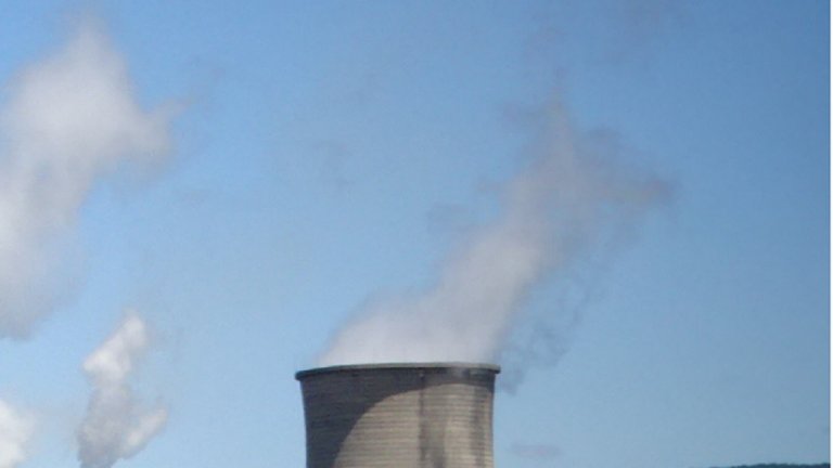 Студеният резерв по същество означава плащане от държавата на централи, за да са в готовност за задействане в случай на извънредно положение и необходимост от електроенергия