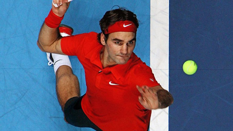 2010-а World Tour Finals, финал. 6:3, 3:6, 6:1 за Федерер и 1.63 млн. долара за него от наградния фонд в Лондон. 14:8 общ резултат.