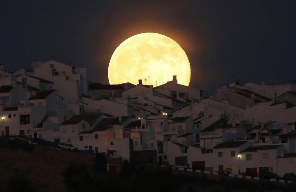 luna-2