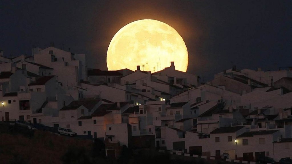luna-2