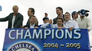 Абрамович преобърна статуквото в английския футбол и маркира размиването на границите между спорт и политика