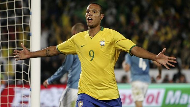 Луиш Фабиано вероятно отново ще е титуляр за Бразилия