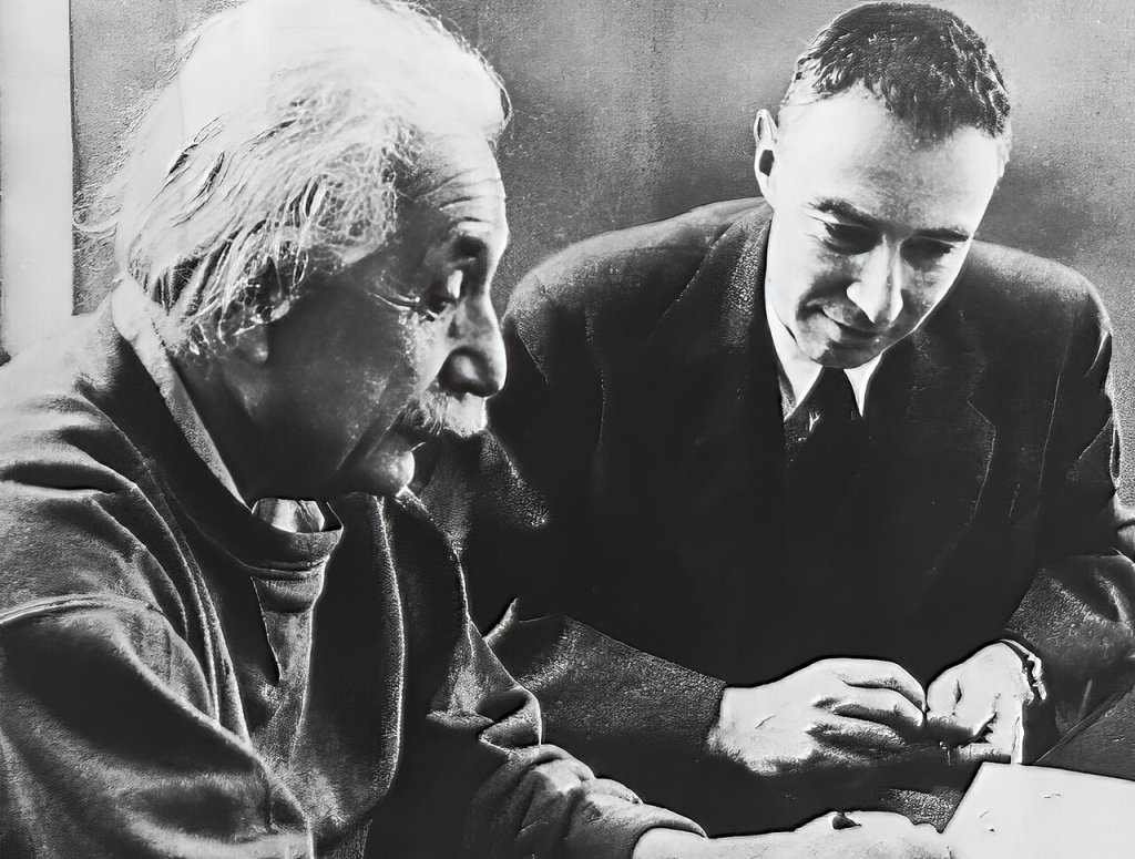Einstein_oppenheimer