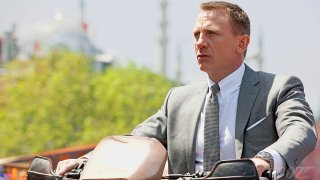 Daniel-Craig-Bond