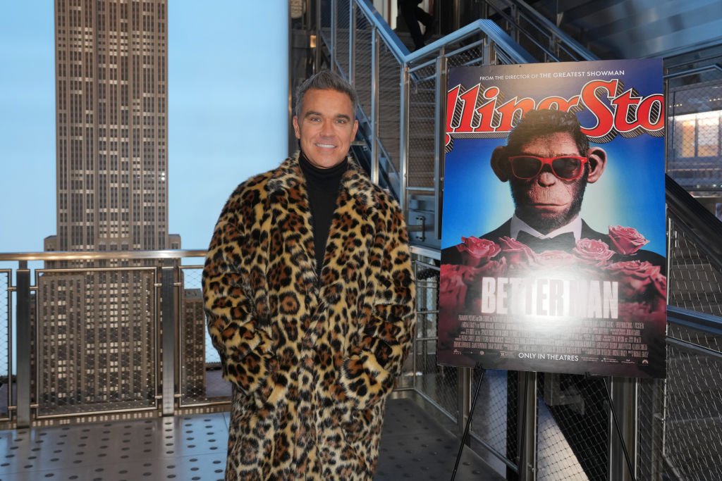Роби Уилямс / “Better Man”/Robbie Williams -  Empire State Building Photocall