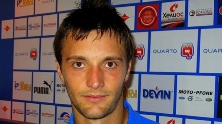Орлин Старокин вече официално е футболист на Левски
