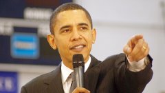 Президентът Барак Обама започва тридневна обиколка с автобус из три американски щата в Средния Запад