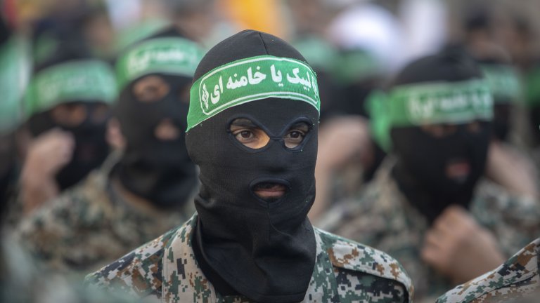 Членове на Басидж