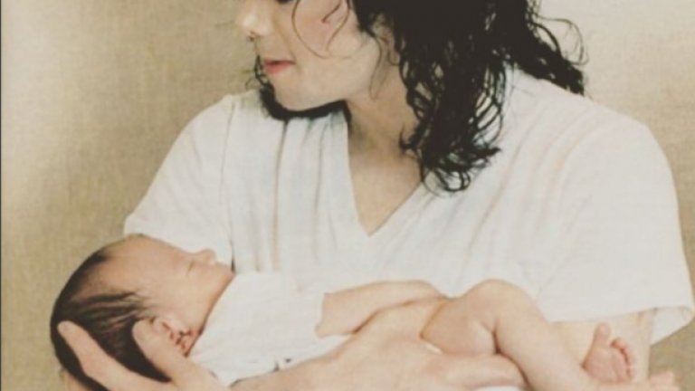 Майкъл Джексън със сина си Принс.