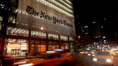 Сайтът на New York Times е с безплатна и платена част и има 17 милиона читатели на месец - най-посещаваната вестникарска страница в САЩ