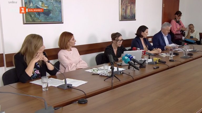Тя ще заеме мястото на Иво Атанасов