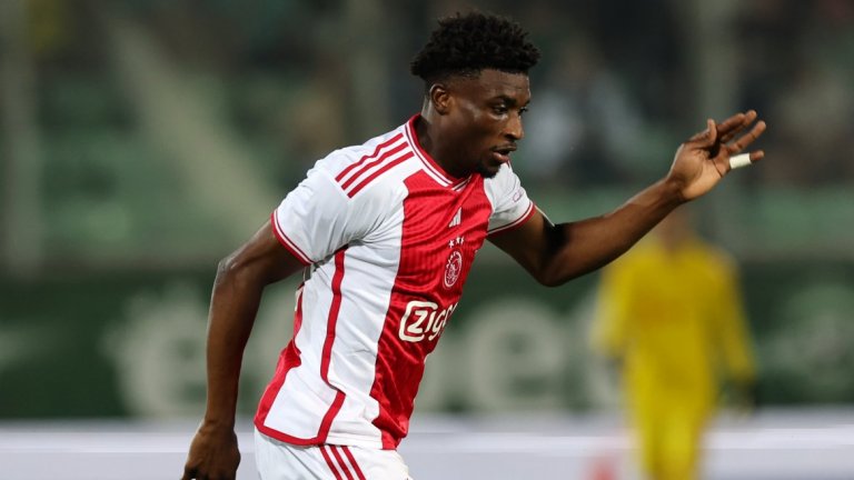 Уест Хем договори звездата на Аякс