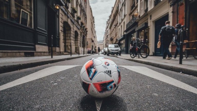 Fracas - топката за директните елиминации на Евро 2016