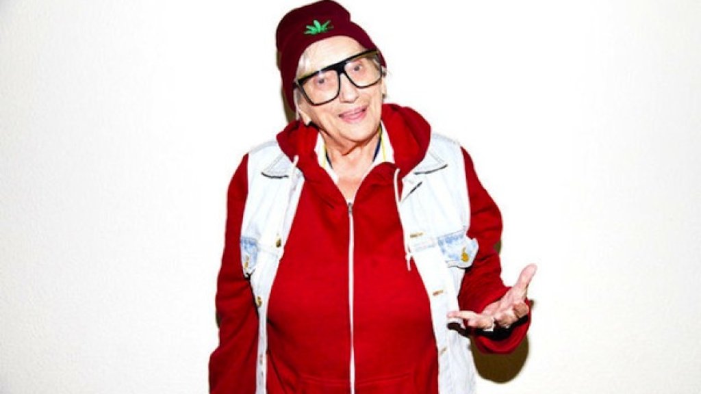 old-people-wearing-streetwear-3-620x420