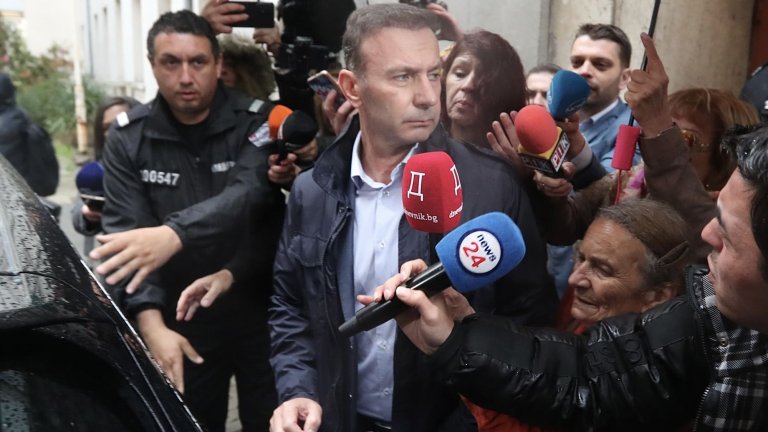 Бившият главен секретар на МВР отказа да отговаря на журналистически въпроси