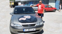 Спиро Янкулов за колата с рисунката: Много хора, като я видят, се кръстят