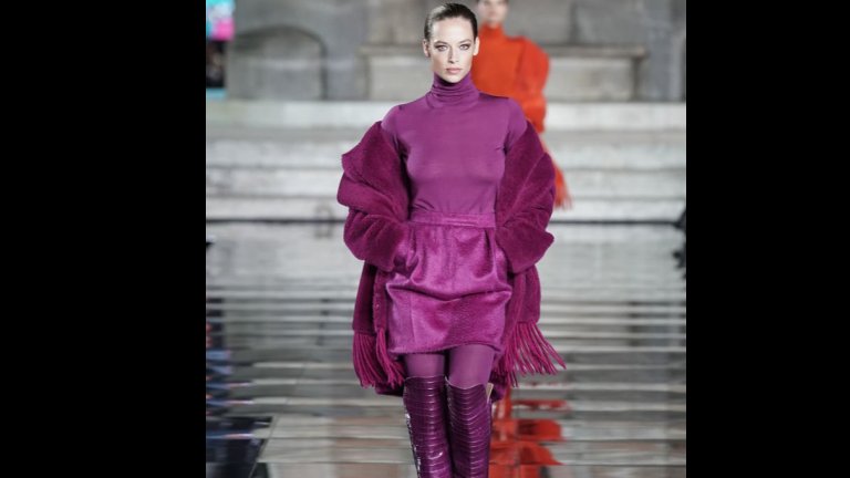 От мода през годините не излизат и високите кожени ботуши, които си остават доказана класика. Сега обаче цветовете им са по-смели от традиционните черно, кафяво и сиво, и се комбинират идеално със същия цвят палто.