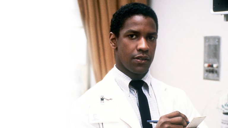 3. St. Elsewhere
Ако днес медицинските драми са сложни и многопластови, то е заради този сериал от 80-те. Той постави основите на хаотичния стил на работа в болница и не се страхуваше да убива главни герои или да завършва с едни от най-странните финали.