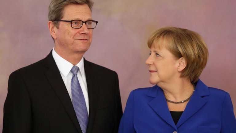 От 2001 до 2011 г. Гидо Вестервеле беше председател на ПСД, а от 2009 до 2013 г. беше външен министър в кабинета на Ангела Меркел.