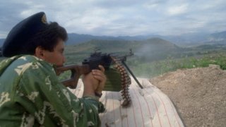 Престрелките между двете страни не са новост. Над 1000 войници са загинали през последните 22 години, след като през май 1994 г. формално войната в Нагорни Карабах формално приключи. Въпреки горещия мир досега няма сериозни териториални промени. Статуквото някак си се крепи в продължение на две десетилетия.