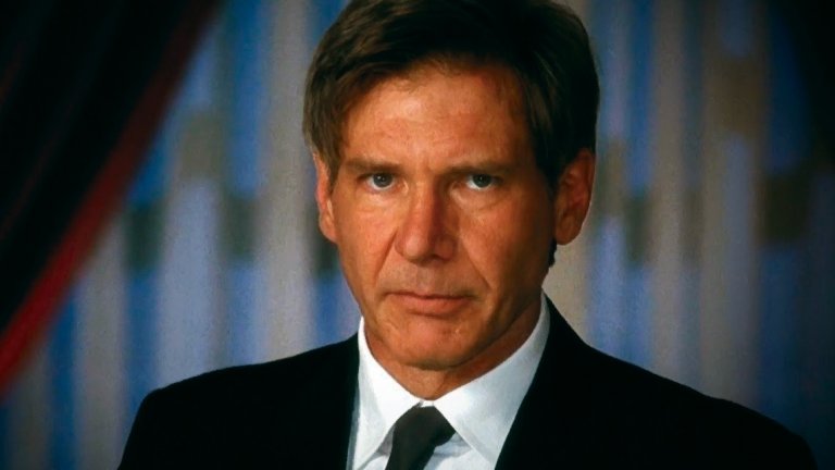 Харисън Форд в "Еър Форс Едно" (1994 г.)
Патриотизъм блика от Харисън Форд в този филм, тъй като неговият герой е не просто президент на САЩ - той е екшън-герой! Какво по-американско?
Форд играе Джеймс Маршал, държавен глава, който не се нуждае от охрана. След като терористи поемат контрола над президентския самолет "Еър Форс Едно", не друг, а президентът поема нещата в свои ръце и се заема с освобождаването на заложниците. Като Джон Маклейн от "Умирай трудно", но ако Маклейн беше президент и имаше малко по-стабилен живот (и психика).