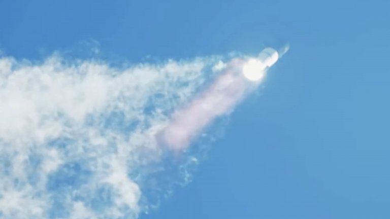 Ракетата Starship на SpaceX избухна малко след излитането си