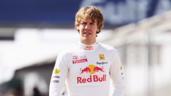 Себастиан Фетел може да кара още пет години в Red Bull