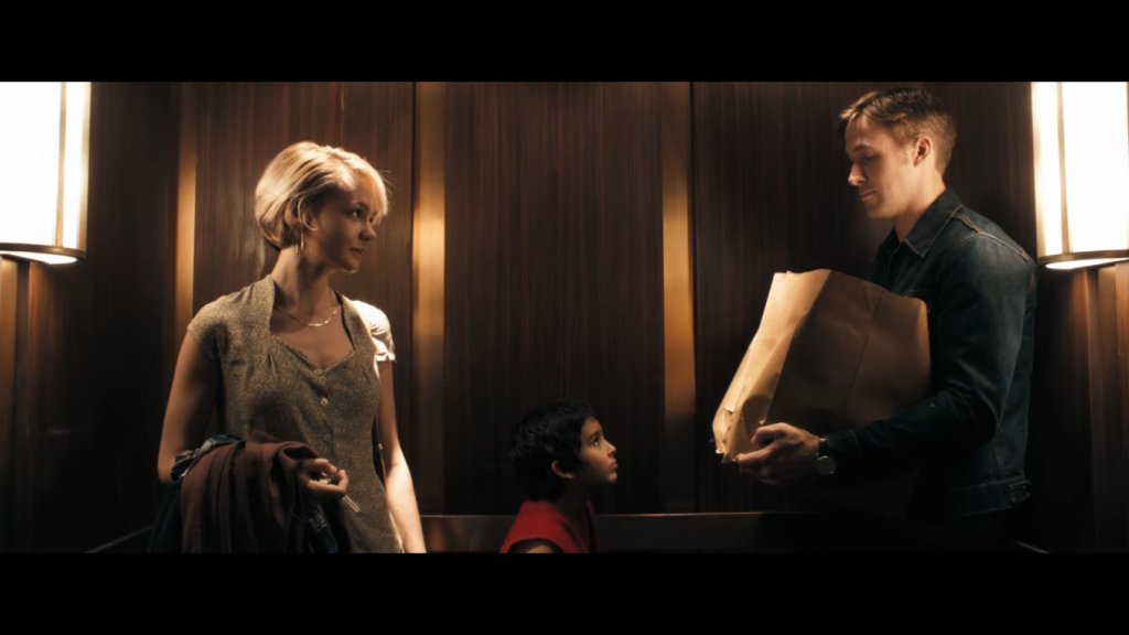 "Живот на скорост" (2011) 
В сценария Ирина е с тъмна кожа. След това обаче избират Кери Мълиган и Ирина става Айрин 