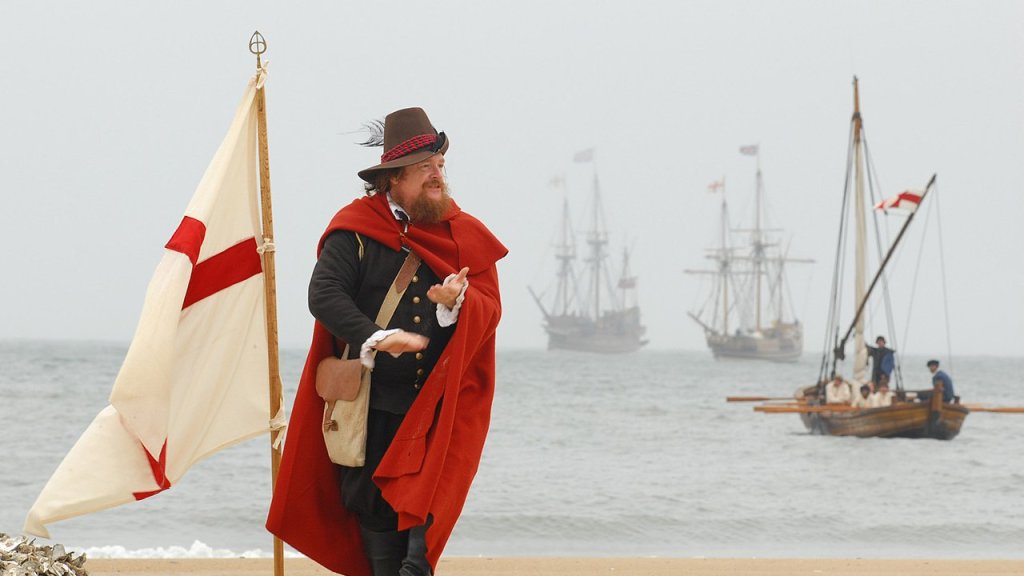 US_Navy_070426-N-1688B-163_John_Smith,_played_by_Dennis_Farmer,_claims_the_beach_for_England_during_a_re-enactment_ceremony_on_the_400th_anniversary_of_the_First_Landing