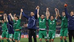 Шампионите от Панатинайкос вече са се отдали на заслужена почивка, докато четирите клуба след тях играят напечени плейофи за втората гръцка квота в Шампионската лига