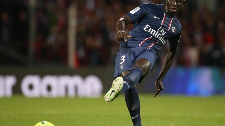 2. Мамаду Сако. Феновете на Ливърпул биха дали всичко, за да го имат отново. През 2013 г. Сако премина на „Анфийлд“, а преди това бе истинска скала във Франция и на само 21 години се превърна в най-младия капитан на ПСЖ в историята на отбора, след като Макелеле се пенсионира. Сако е смятан за един от най-добрите продукти на школата на ПСЖ.