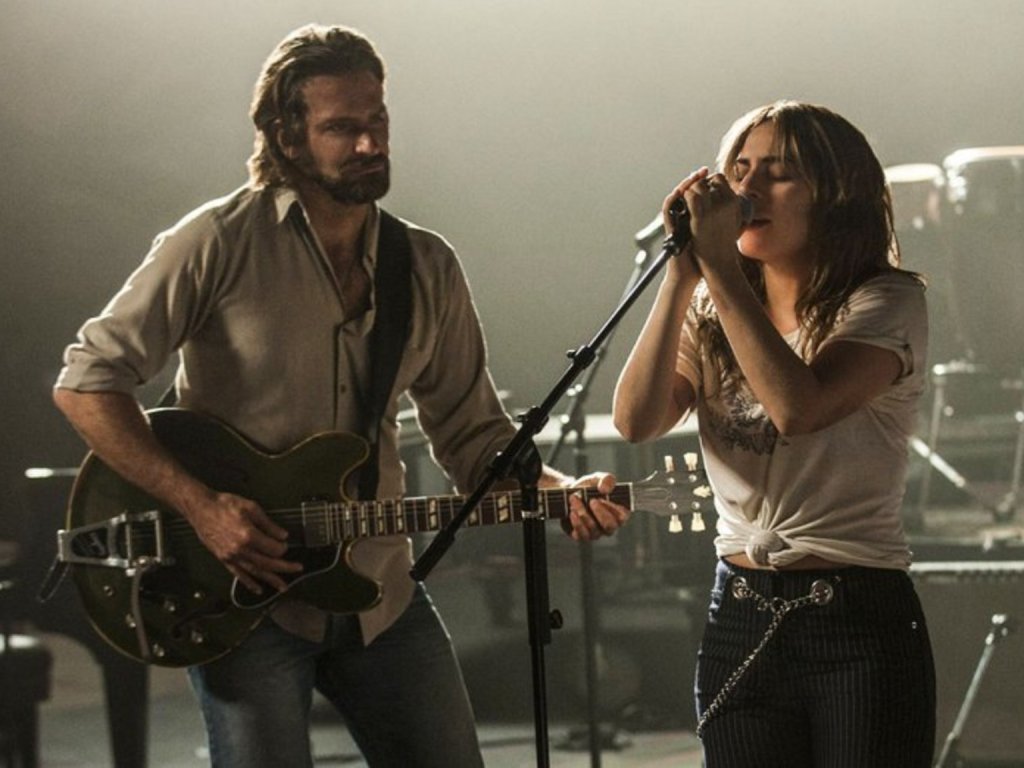 \"A Star Is Born\"
Лейди Гага ще играе известната Али от \"A Star is Born\" . Филмът е режисьорския дебют на Брадли Купър и третият римейк на популярния филм от 1937 г., а върху Лейди Гага пада тежка задача. Тя ще влезе в историята заедно с актриси к