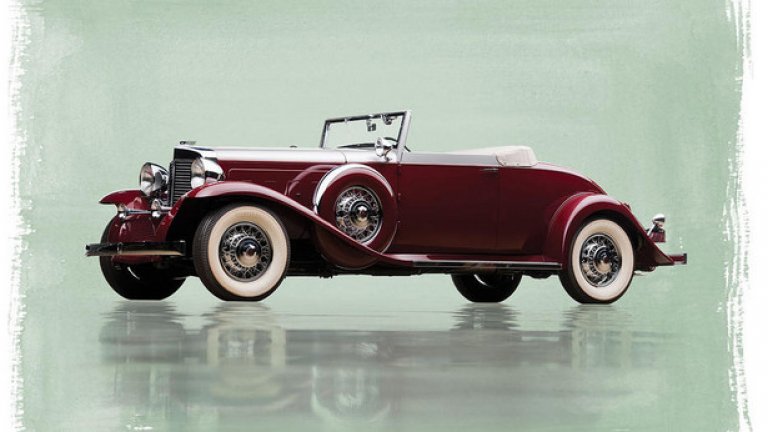 Marmon Sixteen от 1931 година, произведени са едва 8 бройки от този кабриолет. Продаден за 1,32 милиона долара. Това е последният модел на Marmon, като компанията е закрита през 1933 година