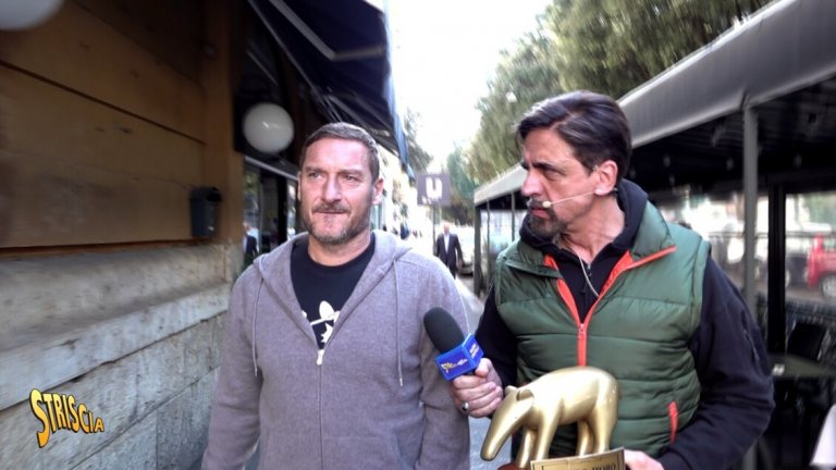 Тоти не прие "Златния тапир" за посещението си в Москва