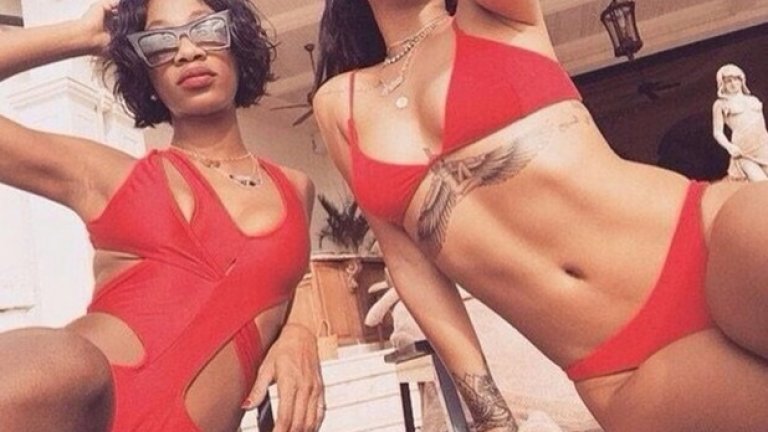 Риана залага на родния си Барбадос за идеалната почивка преди Нова година.